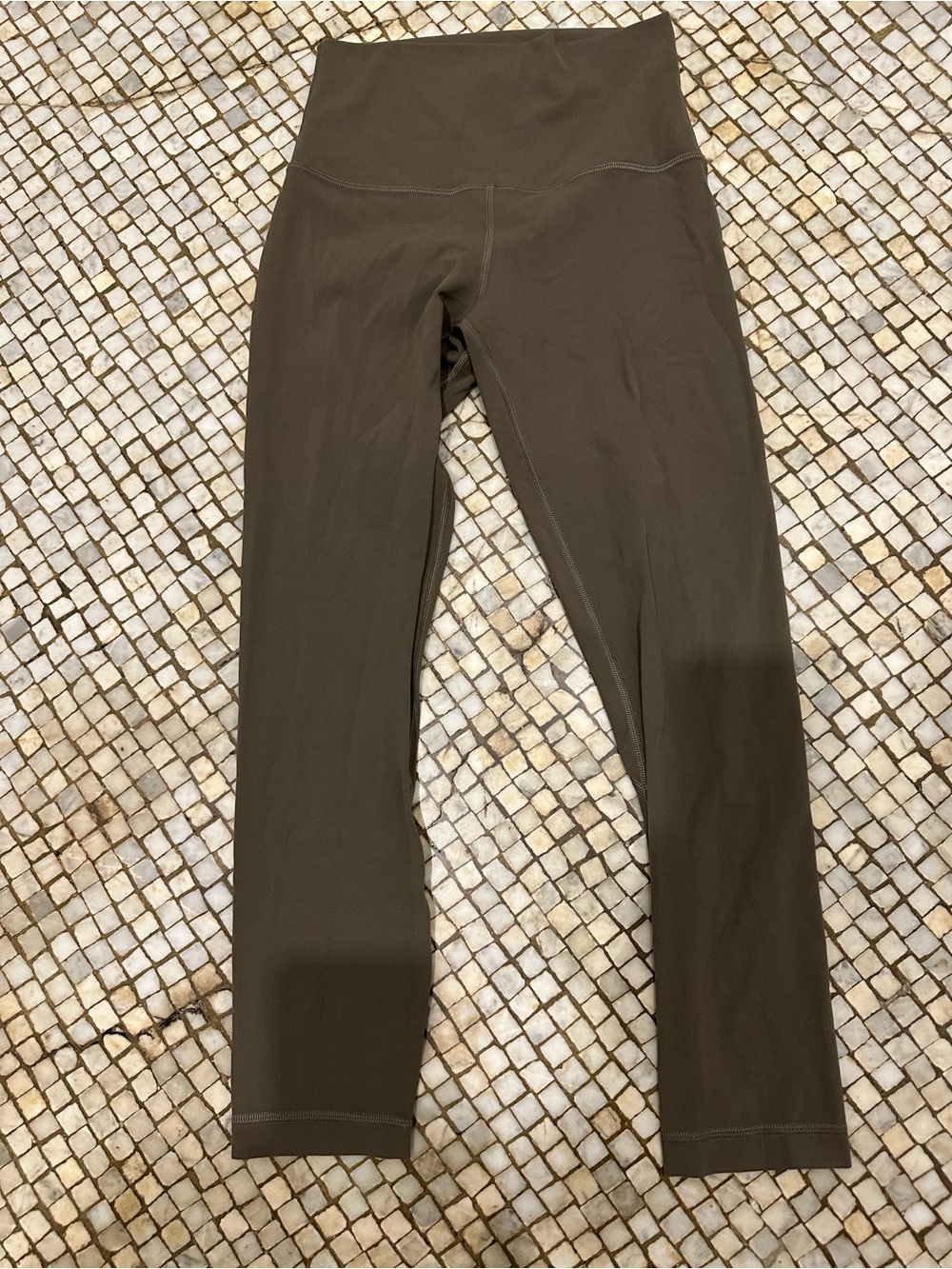 Lululemon Align High-Rise Crop 23”